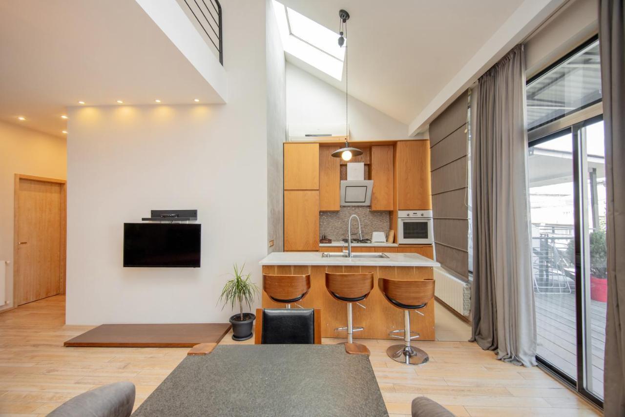 Luxury 4 Bedroom Apartment #1 In The City Center Of Тбілісі Екстер'єр фото