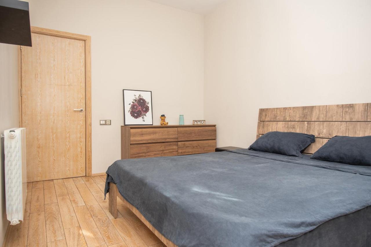 Luxury 4 Bedroom Apartment #1 In The City Center Of Тбілісі Екстер'єр фото