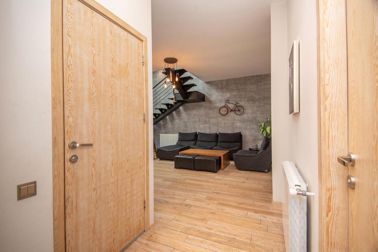 Luxury 4 Bedroom Apartment #1 In The City Center Of Тбілісі Екстер'єр фото