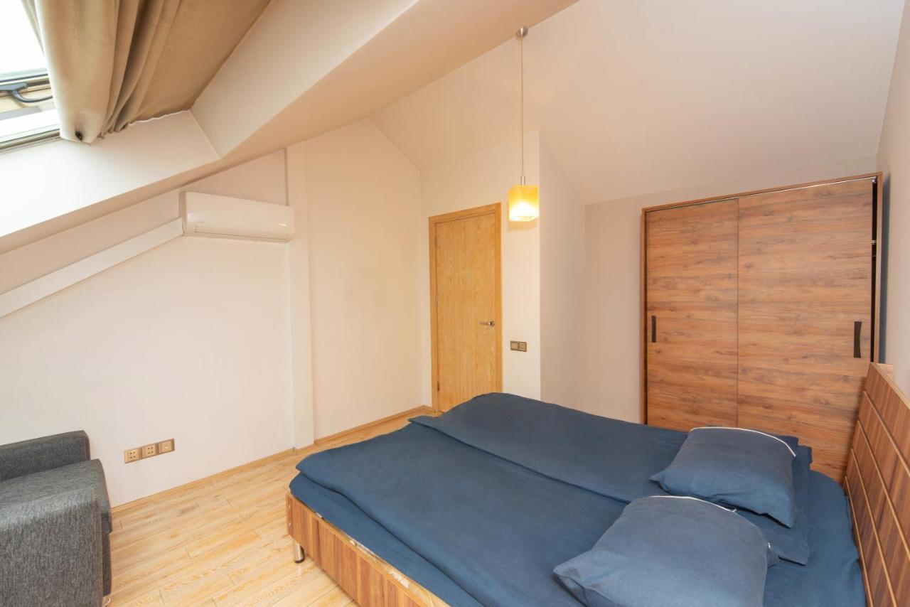 Luxury 4 Bedroom Apartment #1 In The City Center Of Тбілісі Екстер'єр фото